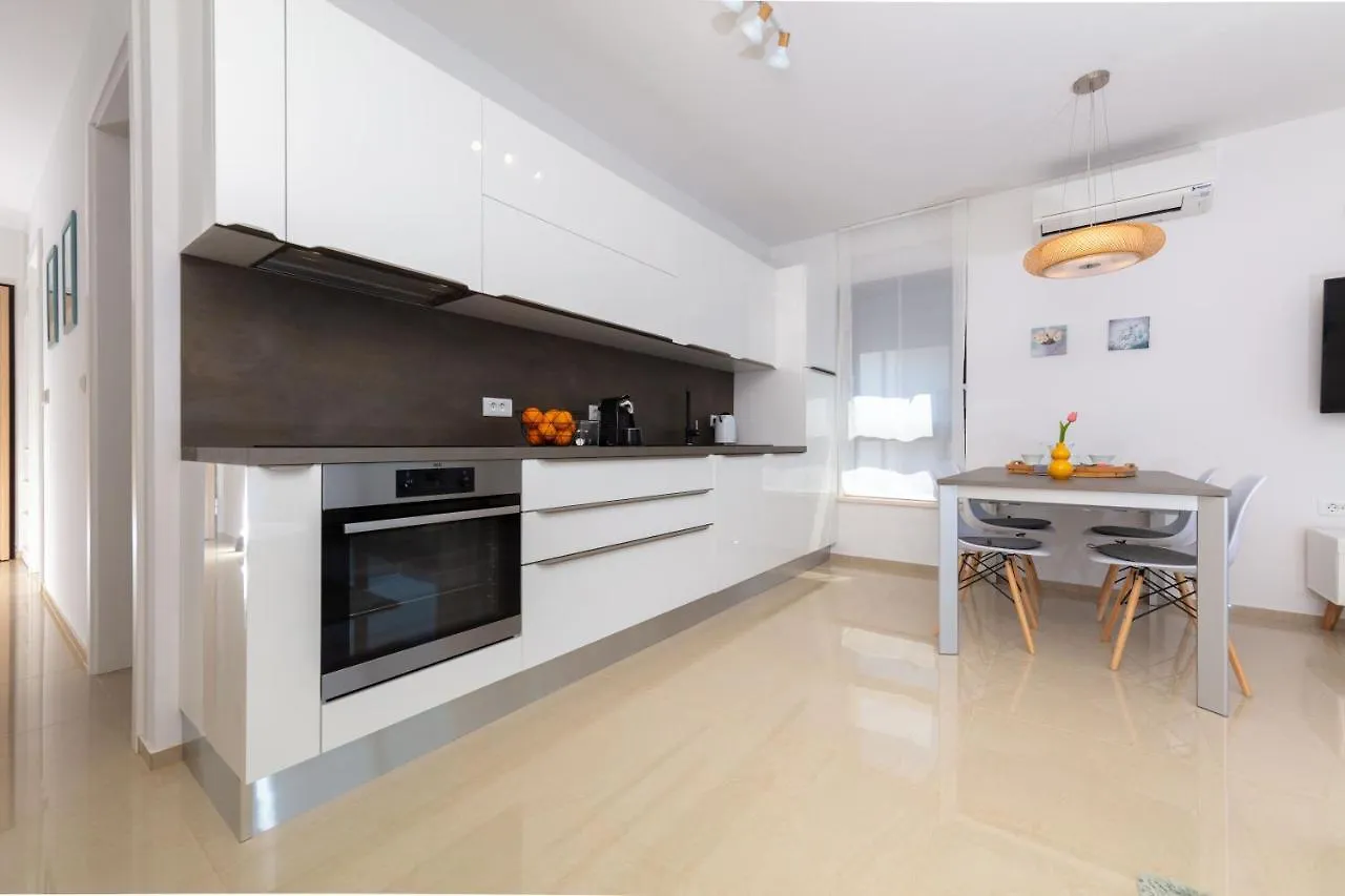 Tirkiz Apartment Banjole Croatia